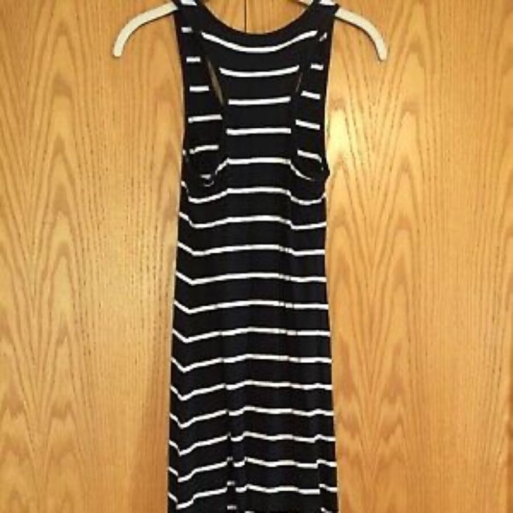 ✨Express Striped High-Low T-shirt Dress✨ - Picture 5 of 7